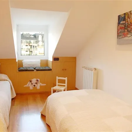 Friendly La Plaza Appartement